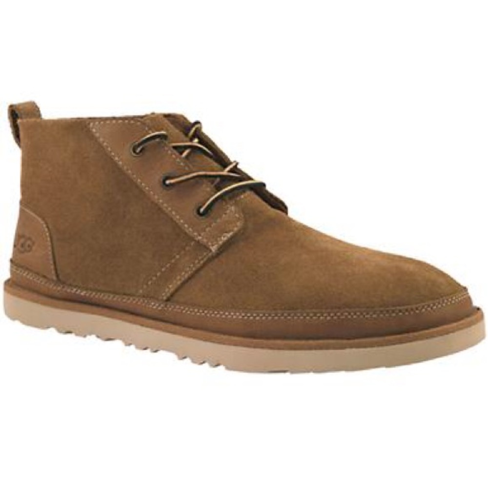 *SOLD* UGG Neumel Mens Casual Boots Size 9